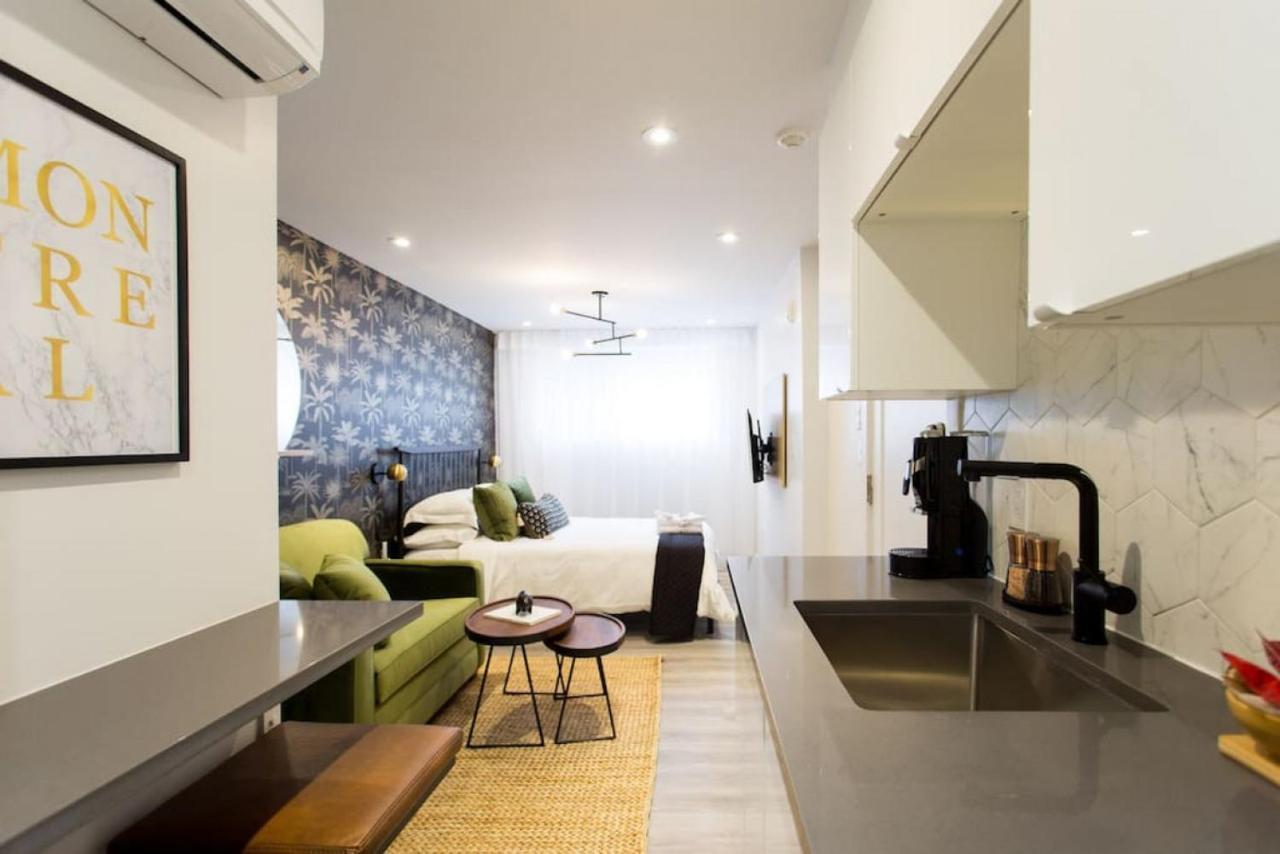 Palms Little Italy Studio With Full Bathroom By Denstays Montréal Eksteriør bilde