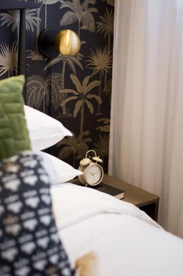 Palms Little Italy Studio With Full Bathroom By Denstays Montréal Eksteriør bilde
